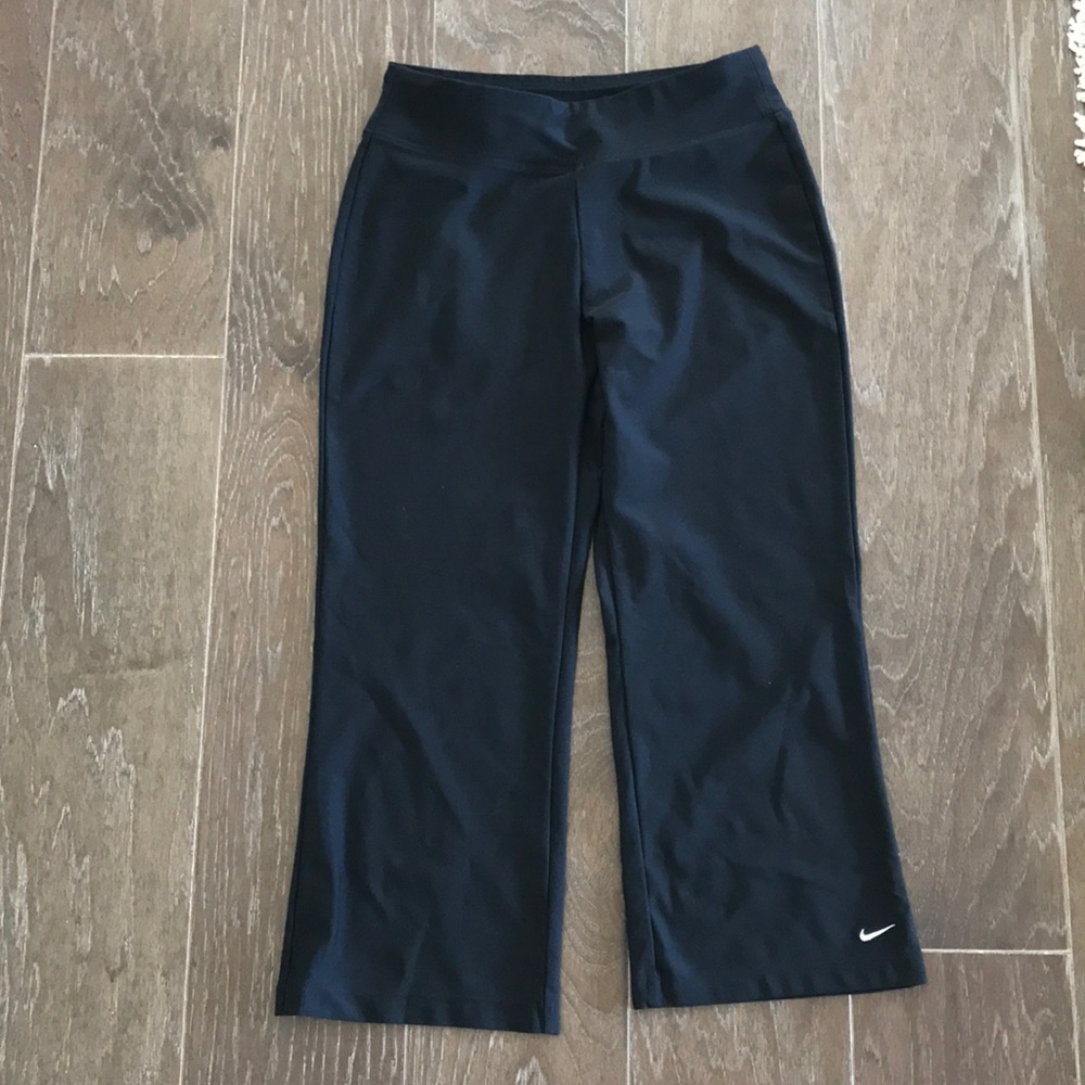 Nike dri-fit crop workout pants